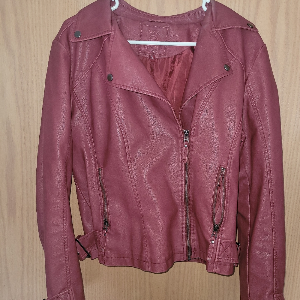 Max Studio Faux Leather Jacket Sixe XL Maroon